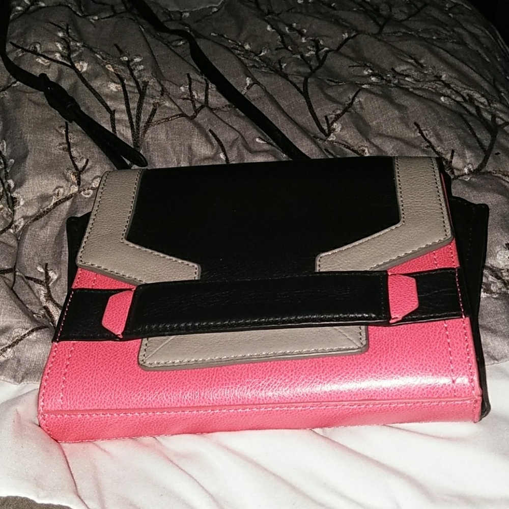 Vince Camuto Geri crossbody purse